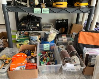 Assorted garage items