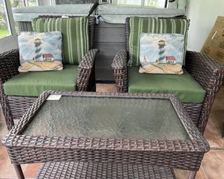 Sunroom rattan table and chairs 