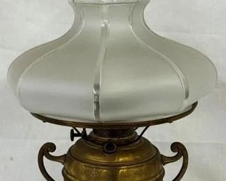 NICE PARLOR LAMP W/ SHADE