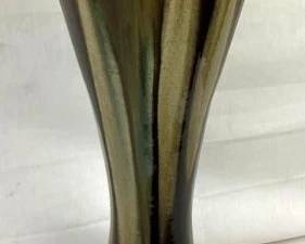 30IN SIGNED D. CRAVEN VASE