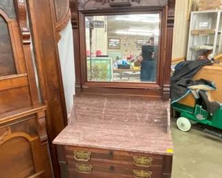ORNATE MARBLE TOP MATCHING WASHSTAND 