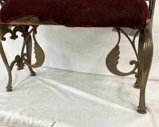 CLOSEUP VIEW UNUSUAL BENCH