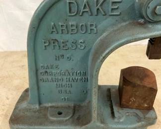 CLOSE UP VIEW W/NICE STENCIL