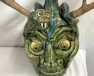 CLOSE UP VIEW W/SNAKE