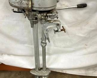 EVINRUDE OUTBOARD BOAT MOTOR