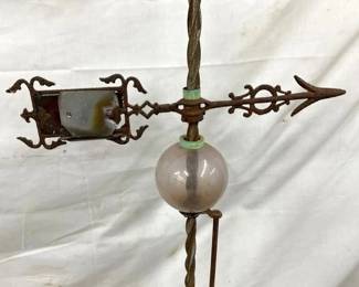 CLOSE UP W/GLASS BALL