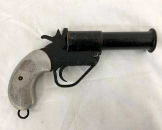 FLARE SIGNAL GUN