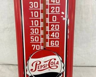 BOTTOM VIEW W/PEPSI CAP