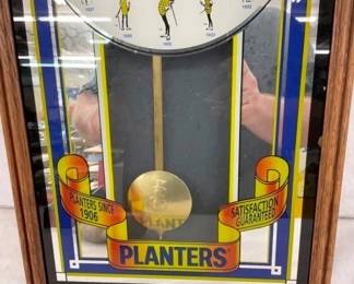 BOTTOM VIEW W/PENDULUM