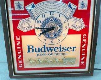 BOTTOM VIEW LIGHTED CLOCK