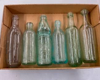 COLLECTION EARLY BOTTLES