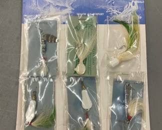 COLLECTION VARIOUS FISHING ITEMS