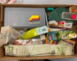 COLLECTION VARIOUS FISHING ITEMS