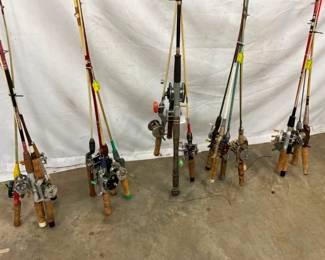 COLLECTION FISHING RODS/REELS