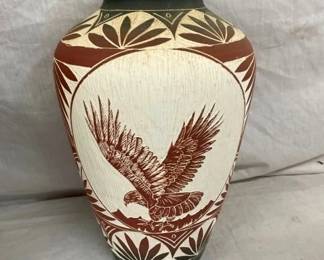 CLOSEUP SIGNED POTTERY DINEH