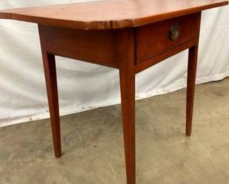 TAPPERED LEGS W/ DRAWER