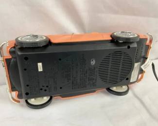 BOTTOM VIEW BARBIE RADIO