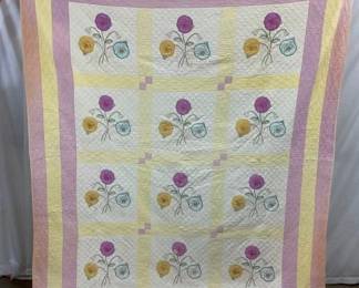 HANDMADE FLOWER PATTERN QUILT