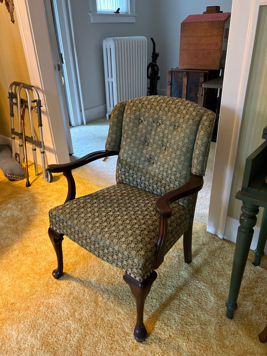 Estate Sale Avon starts on 9/15/2023