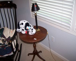 PLUSH DOG, PEDESTAL TABLE & LAMP
