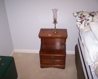 CHERRY NIGHT STAND & BOUDOIR LAMP--ONE OF A PAIR