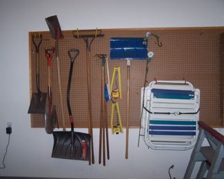 SHOVELS & LAWN CHAIRS