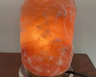 Himalayan salt lamp