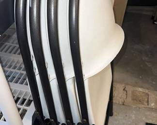 4 Folding Chairs