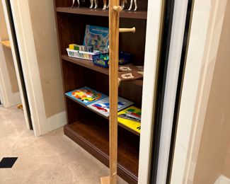 Children's coat rack