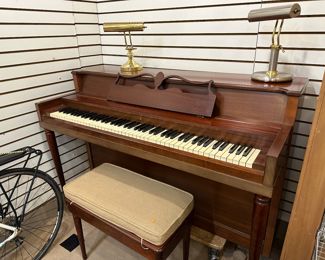 Wurlitzer Spinet Piano
