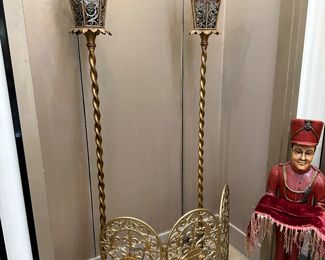 Cast iron fire place screen