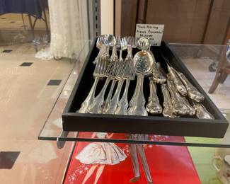 Towel Sterling French Provincial 38 pieces.