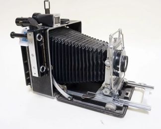 1037	BUSH PRESSMAN PRESS CAMERA
