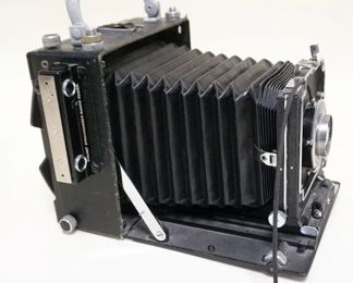 1044	LLOYD MPP MARK 3 CAMERA
