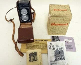 1057	ROLLEICORD III CAMERA WITH CASE AND BOX
