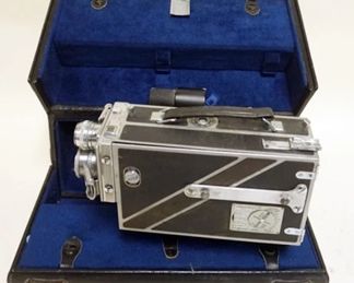 1060	KODAK SPECIAL 16 MM MOVIE CAMERA
