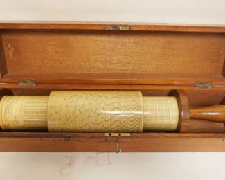 1113	ANTIQUE CALUCLATOR, SLIDE RULE CYLINDER *FULLERS SLIDE RULE* K & S IN FITTED BOX W/LOCK & KEYS, APPROXIMATELY 18 IN X 5 IN X 4 IN
