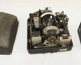 1119	SPERRY A5 AUTOPILOT SYSTEM, SYSTEM APPROXIMATELY 12 IN X 14 IN X 9 IN HIGH
