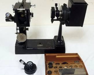 1131	METALOGRAPHIC MICROSCOPE BY BAUSCH-LOMB, APPROXIMATELY 21 IN X 8 IN X 18 IN
