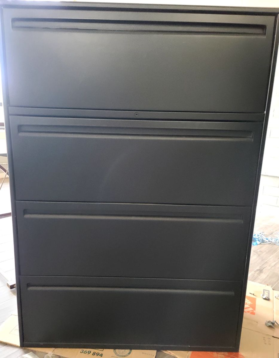 05 FOUR DRAWER LATERAL FILE CABINET