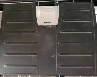 88. $20 -- Fellows Adjustable Foot Rest top