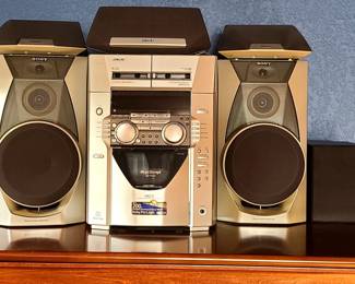 97.  $350 -- SONY VACS 50+1 CD Changer Mega Storage stereo