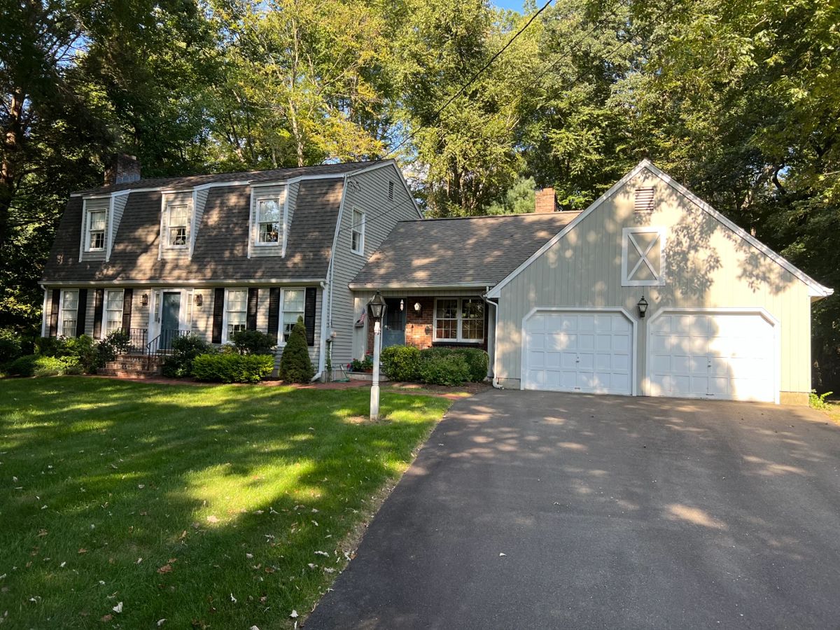 Great Orange Estate Sale starts on 9/9/2023