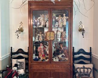 display cabinet with Asian details