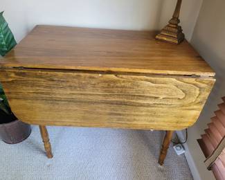 Antique drop leaf table