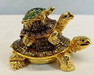 Vintage Three Tier Gold Toned Turtle Trinket Box $40 Picture 1 of 2 
