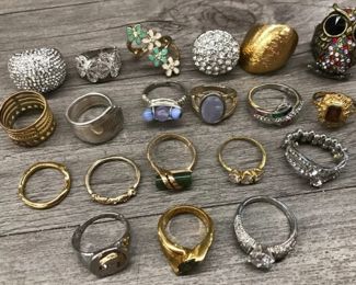Costume Jewelry Lot of 20  Silver and Gold Plated  all for $80 