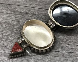 925 Sterling silver Black Onyx Pendant Brown Stone Inlay Hinged Locket 24.97 Grams $80 Picture 1 of 2