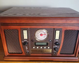Vintage replica stereo