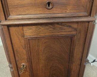 Vintage cabinet